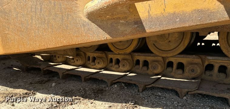 image for item EB2587 2016 Caterpillar D7E dozer