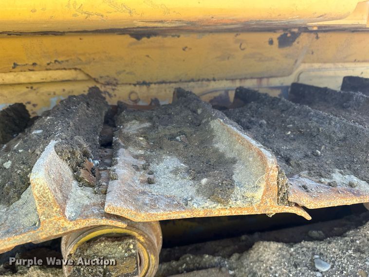 image for item EB2587 2016 Caterpillar D7E dozer