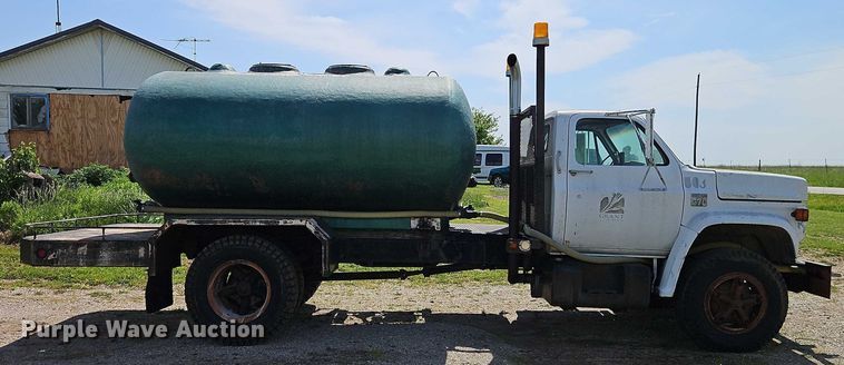 image for item EB8064 1979 Chevrolet C70 tank truck
