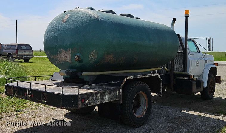 image for item EB8064 1979 Chevrolet C70 tank truck