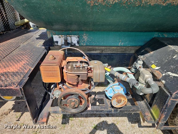 image for item EB8064 1979 Chevrolet C70 tank truck