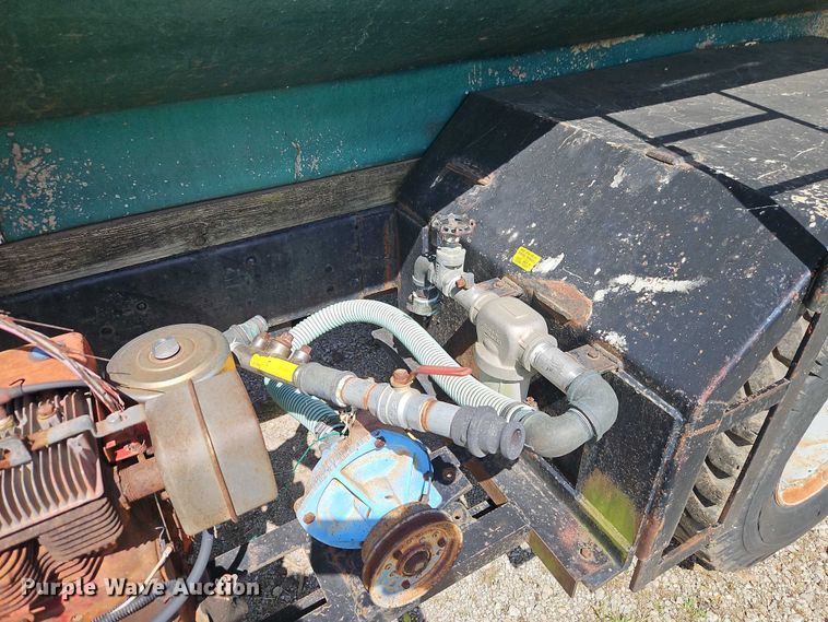 image for item EB8064 1979 Chevrolet C70 tank truck