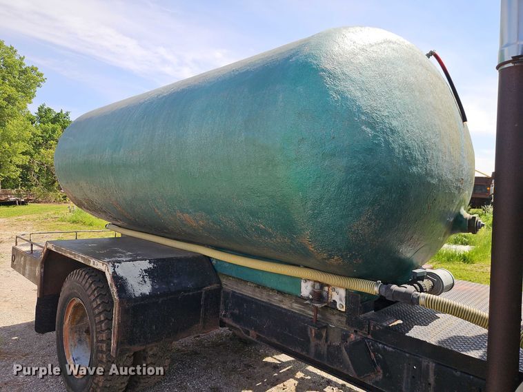 image for item EB8064 1979 Chevrolet C70 tank truck