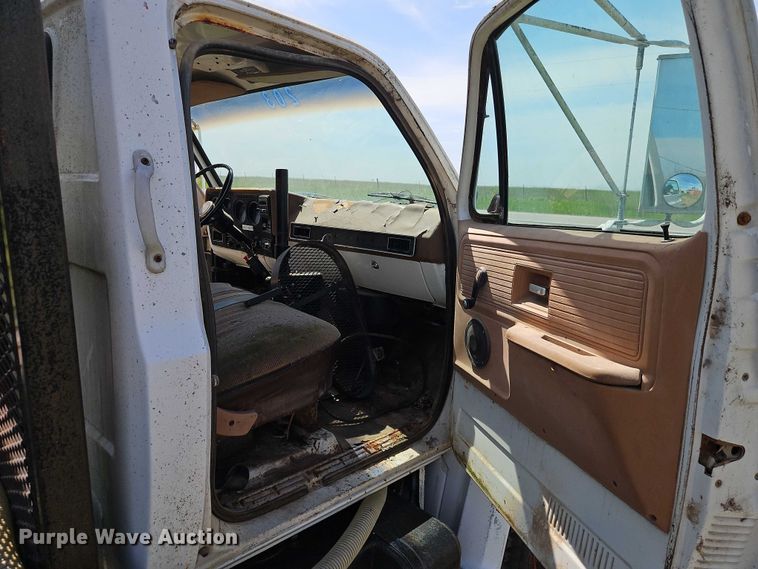 image for item EB8064 1979 Chevrolet C70 tank truck