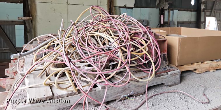 image for item EB8071 B-Tek BT-9611-200-FESD-SL-A scales