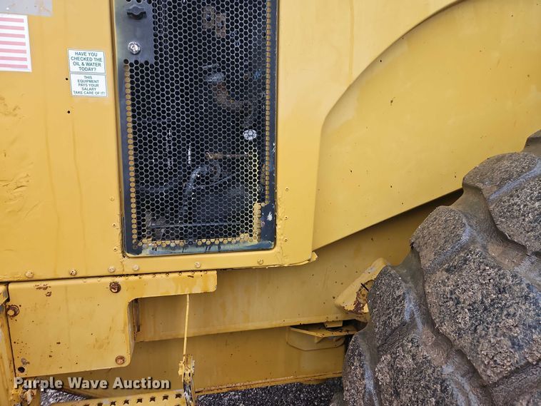 image for item EB8076 2005 Caterpillar 972G wheel loader