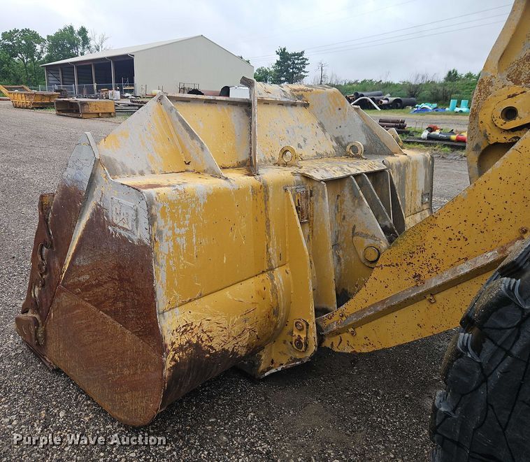 image for item EB8076 2005 Caterpillar 972G wheel loader