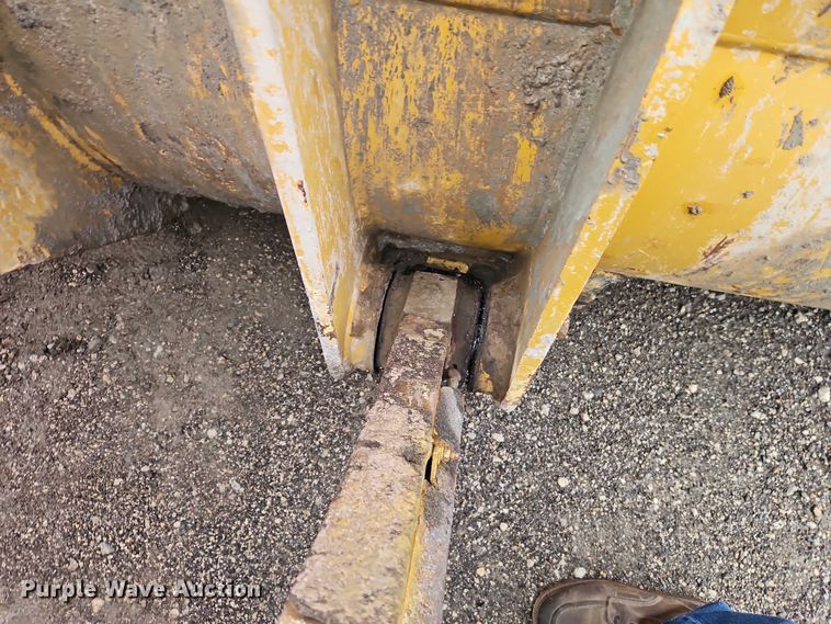 image for item EB8076 2005 Caterpillar 972G wheel loader