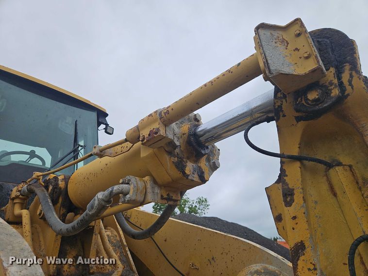 image for item EB8076 2005 Caterpillar 972G wheel loader