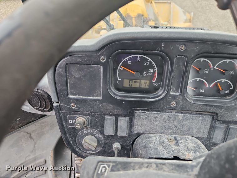 image for item EB8076 2005 Caterpillar 972G wheel loader