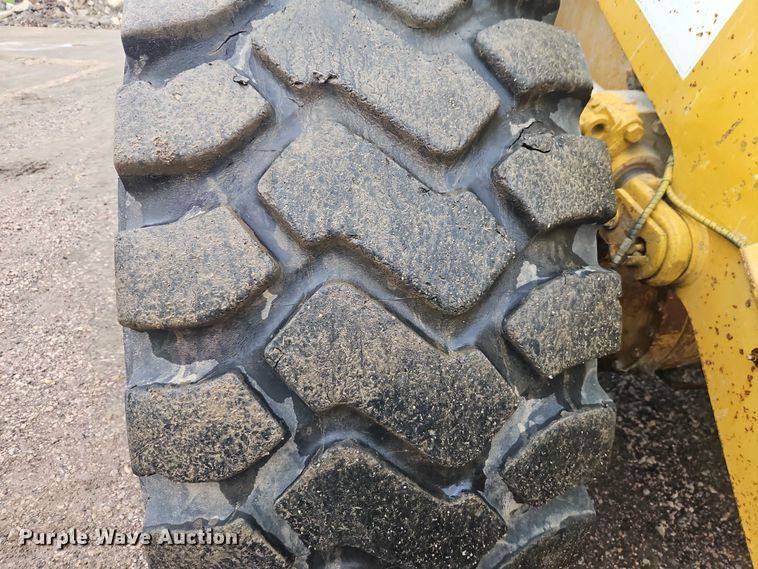 image for item EB8076 2005 Caterpillar 972G wheel loader