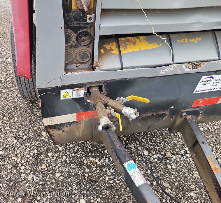 image for item EB8077 2000 Atlas Copco XAS 96 air compressor