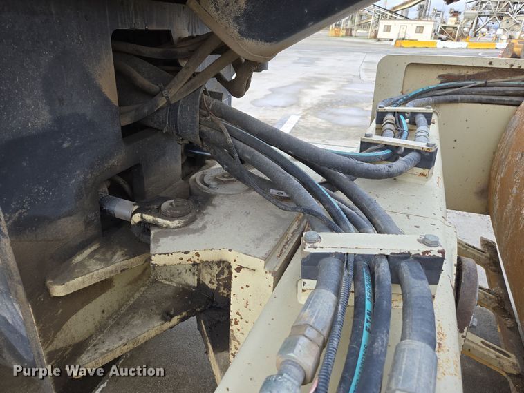 image for item EC0921 2004 Ingersoll Rand SD-122DX TF single drum vibratory roller