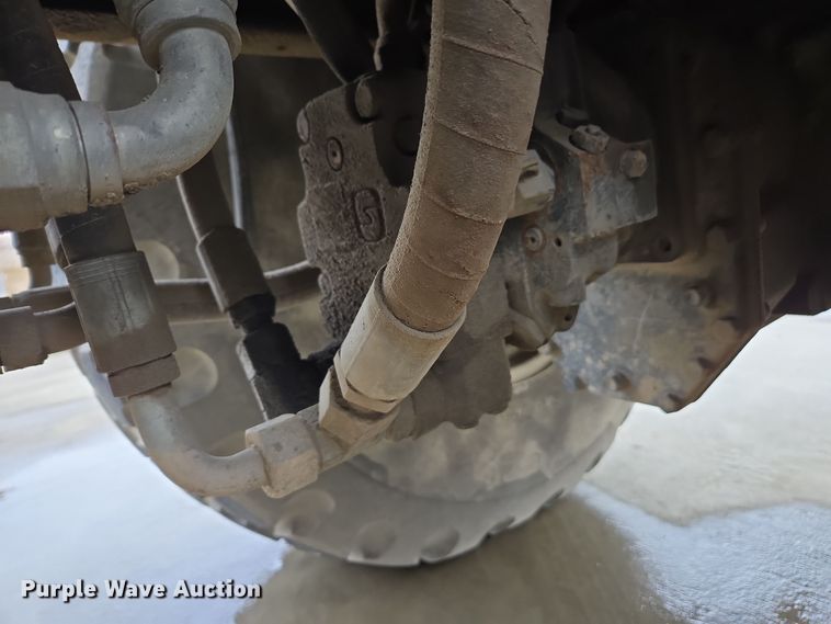 image for item EC0921 2004 Ingersoll Rand SD-122DX TF single drum vibratory roller