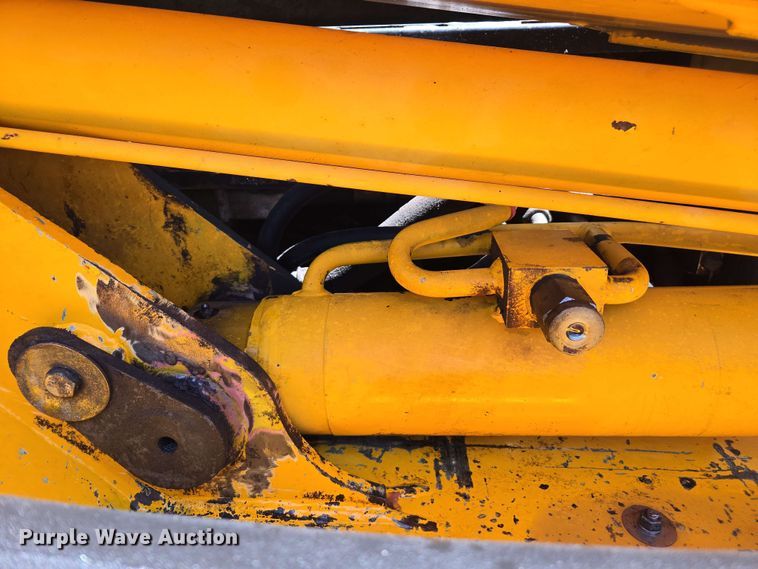 image for item EC1028 1999 JCB 526 telehandler