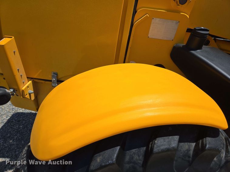 image for item EC1028 1999 JCB 526 telehandler