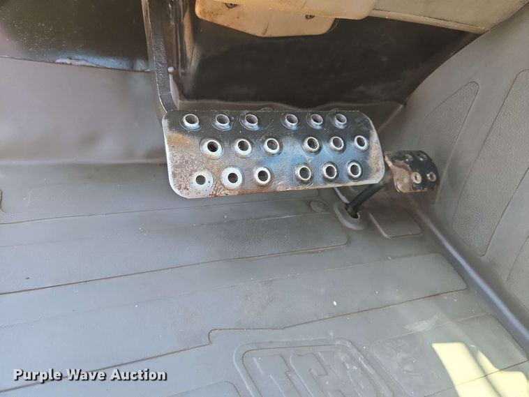 image for item EC1028 1999 JCB 526 telehandler