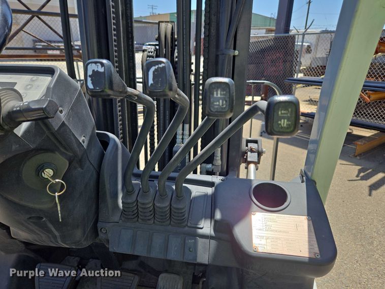 image for item EC1033 2017 UniCarriers PF50 forklift