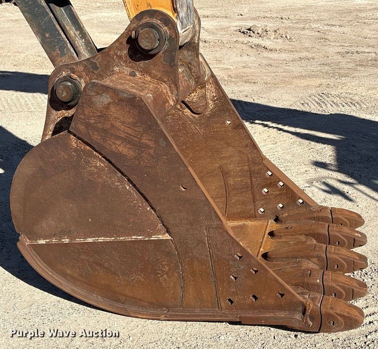 image for item EC1392 2019 Case CX250D excavator