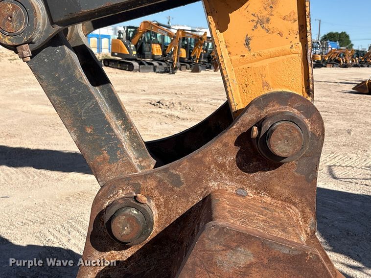 image for item EC1392 2019 Case CX250D excavator