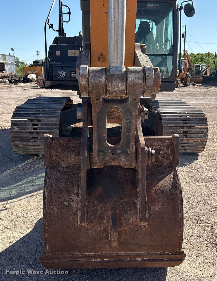 image for item EC1392 2019 Case CX250D excavator