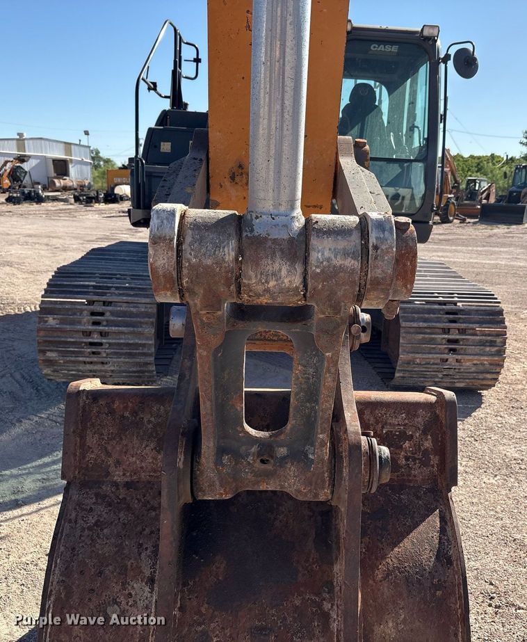 image for item EC1392 2019 Case CX250D excavator