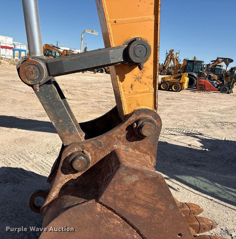 image for item EC1392 2019 Case CX250D excavator