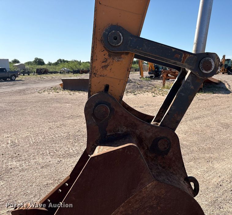 image for item EC1392 2019 Case CX250D excavator