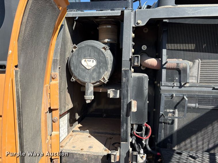 image for item EC1392 2019 Case CX250D excavator