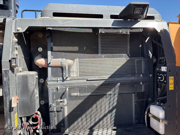 image for item EC1392 2019 Case CX250D excavator