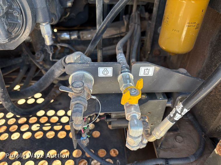 image for item EC1392 2019 Case CX250D excavator