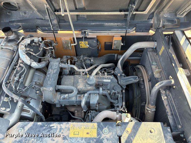 image for item EC1392 2019 Case CX250D excavator