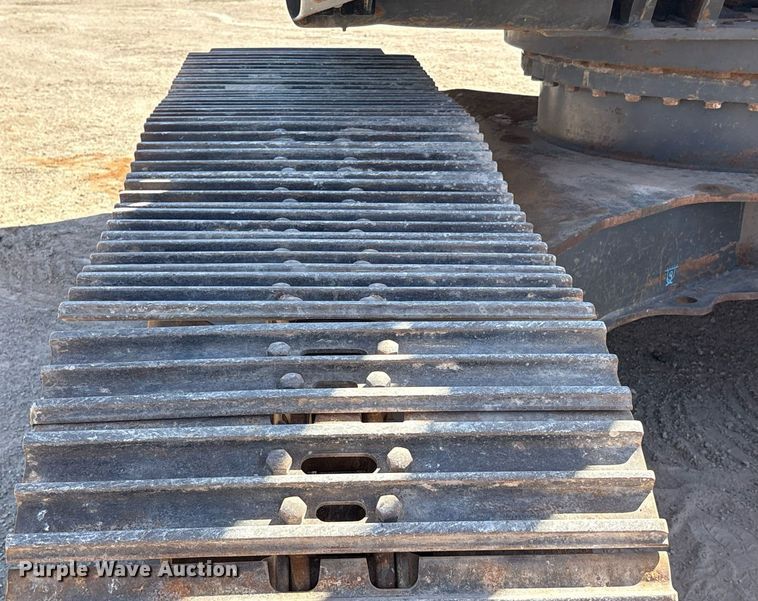 image for item EC1392 2019 Case CX250D excavator