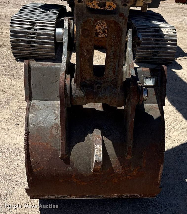 image for item EC1393 2019 Case CX210D excavator