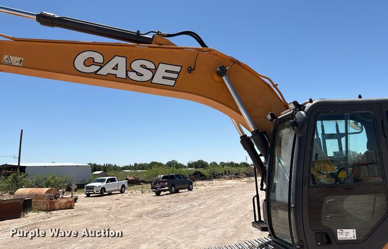 image for item EC1393 2019 Case CX210D excavator
