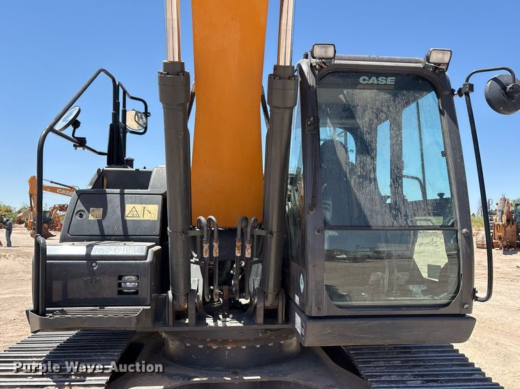 image for item EC1393 2019 Case CX210D excavator