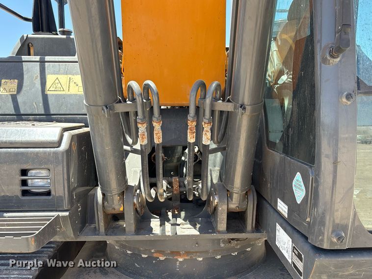 image for item EC1393 2019 Case CX210D excavator