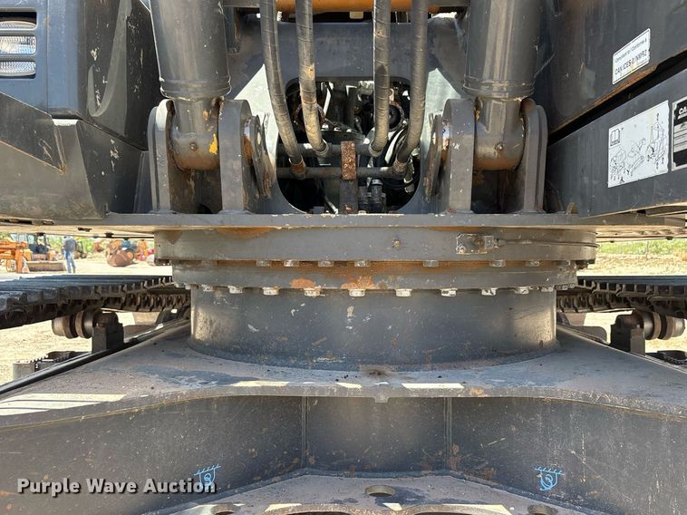 image for item EC1393 2019 Case CX210D excavator