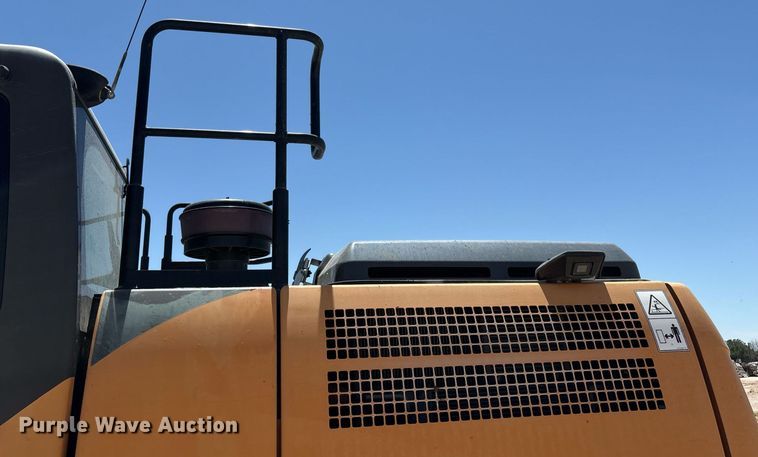 image for item EC1393 2019 Case CX210D excavator