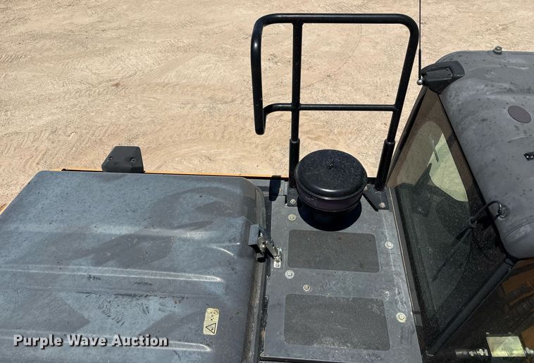 image for item EC1393 2019 Case CX210D excavator