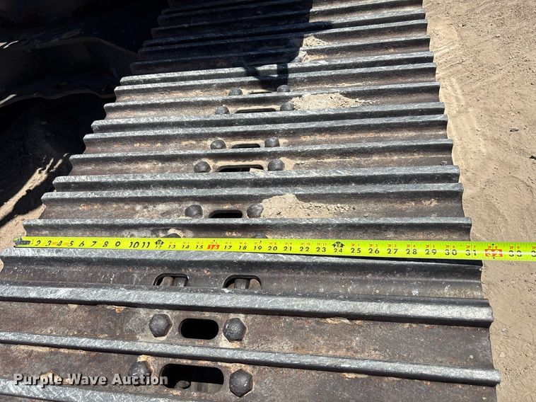 image for item EC1393 2019 Case CX210D excavator