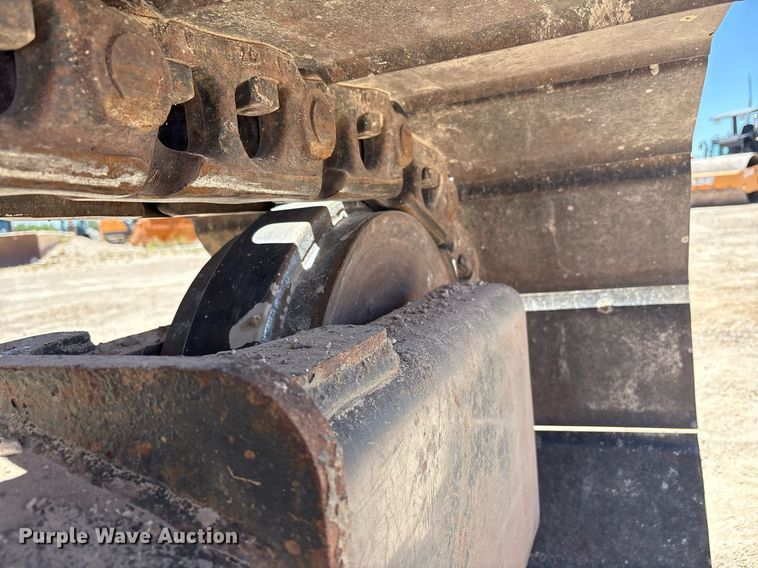 image for item EC1393 2019 Case CX210D excavator