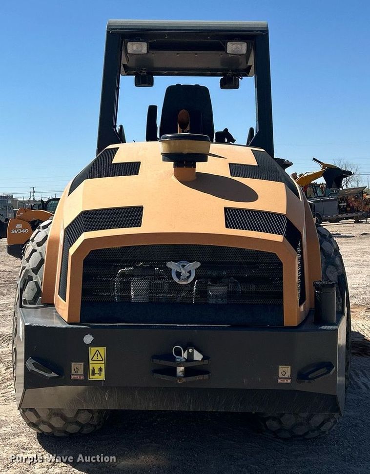 image for item EC1394 2018 Case SV 212D single drum vibratory roller