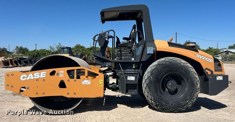 image for item EC1394 2018 Case SV 212D single drum vibratory roller