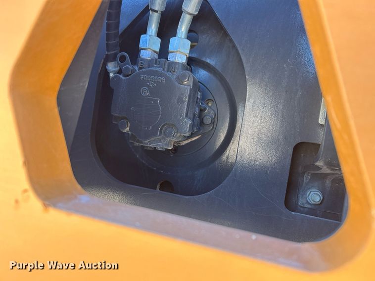 image for item EC1394 2018 Case SV 212D single drum vibratory roller