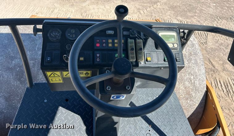 image for item EC1394 2018 Case SV 212D single drum vibratory roller