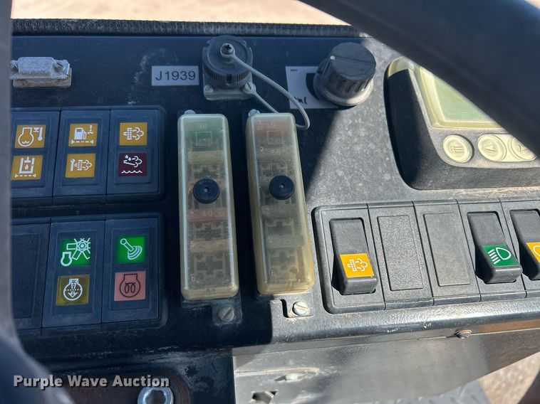 image for item EC1394 2018 Case SV 212D single drum vibratory roller