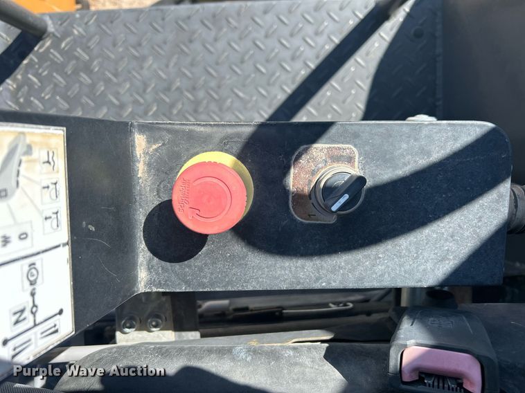 image for item EC1394 2018 Case SV 212D single drum vibratory roller