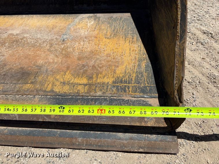 image for item EC1396 2019 Case SV340 skid steer loader