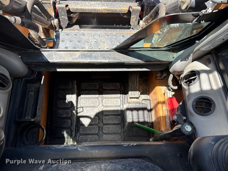 image for item EC1396 2019 Case SV340 skid steer loader